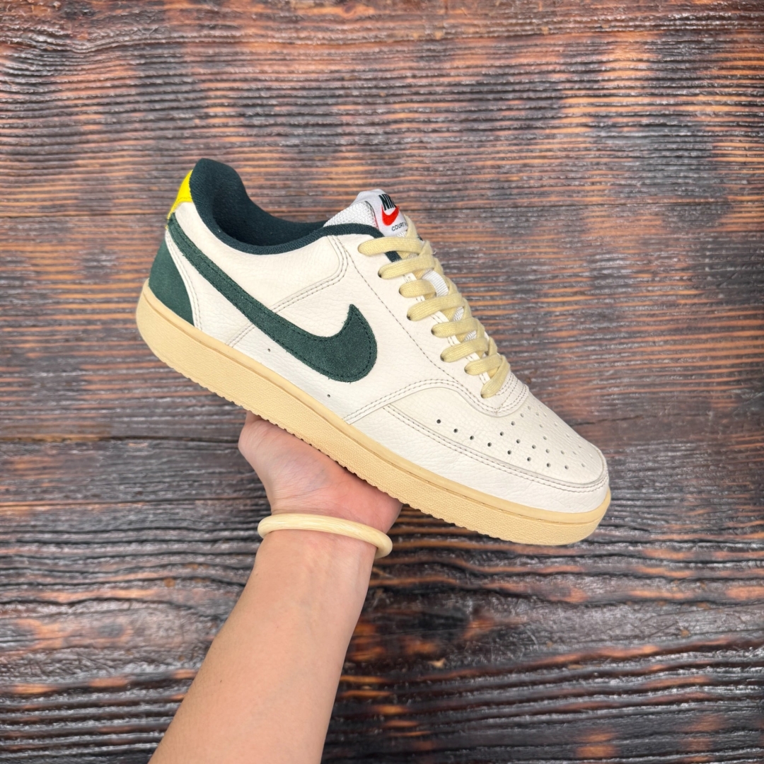 CS4438 - NIKE COURT VISION GREEN - 41