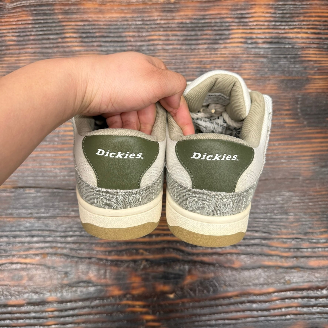 CS4499 - DICKIES OLIVE WHITE - 42