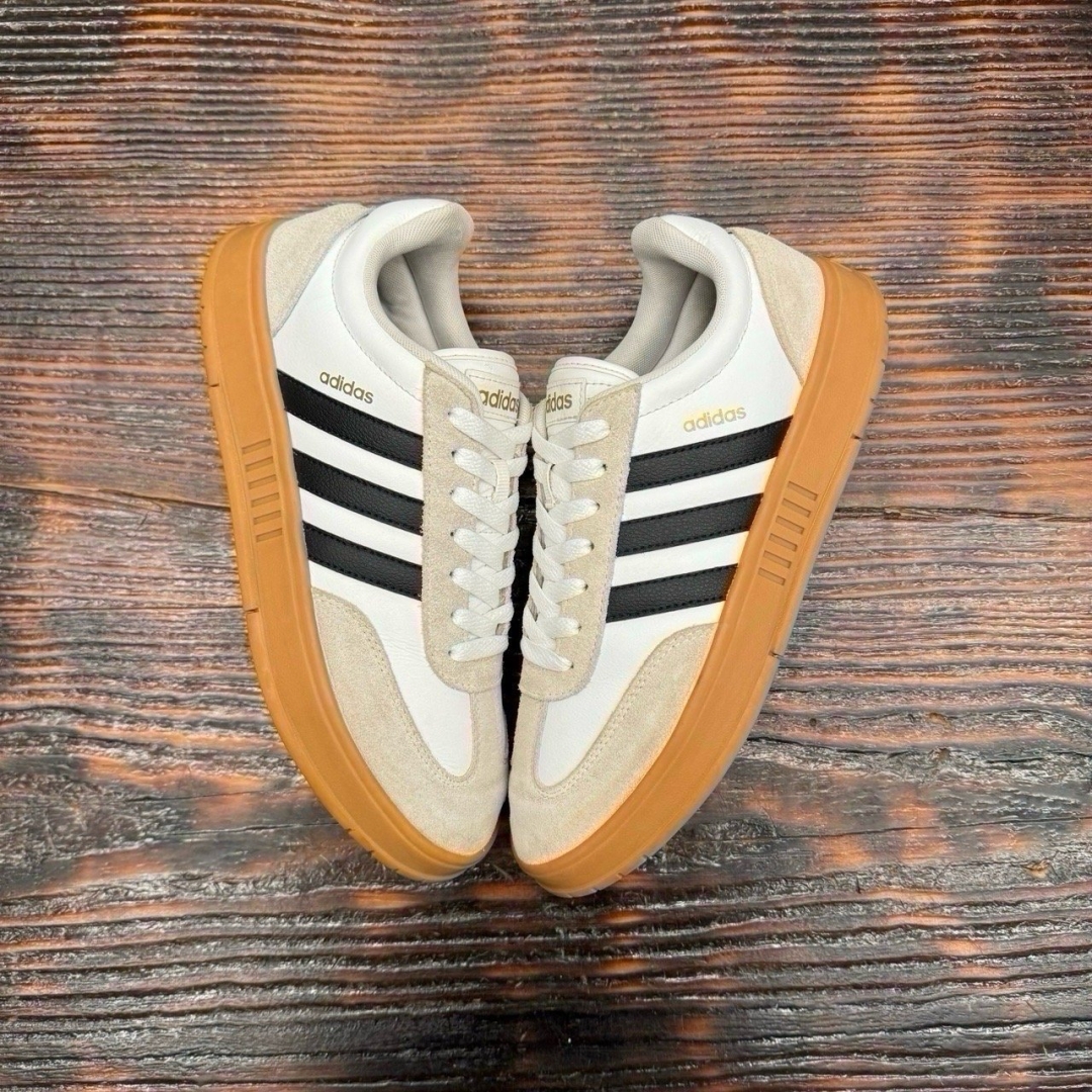 CS4554 - ADIDAS GRADAS WHITE BLACK GUM - 42,5