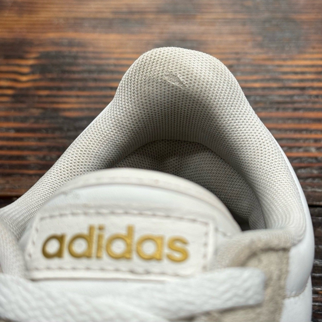 CS4554 - ADIDAS GRADAS WHITE BLACK GUM - 42,5