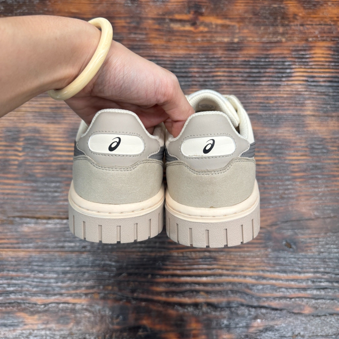 CS4627 - ASICS COURT MZ CREAM BLACK FB - 42