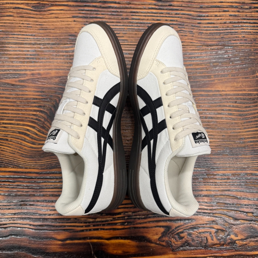 CS4649 - ONITSUKA TIGER ADVANTIN WHITE BLACK DS FB - 41,5