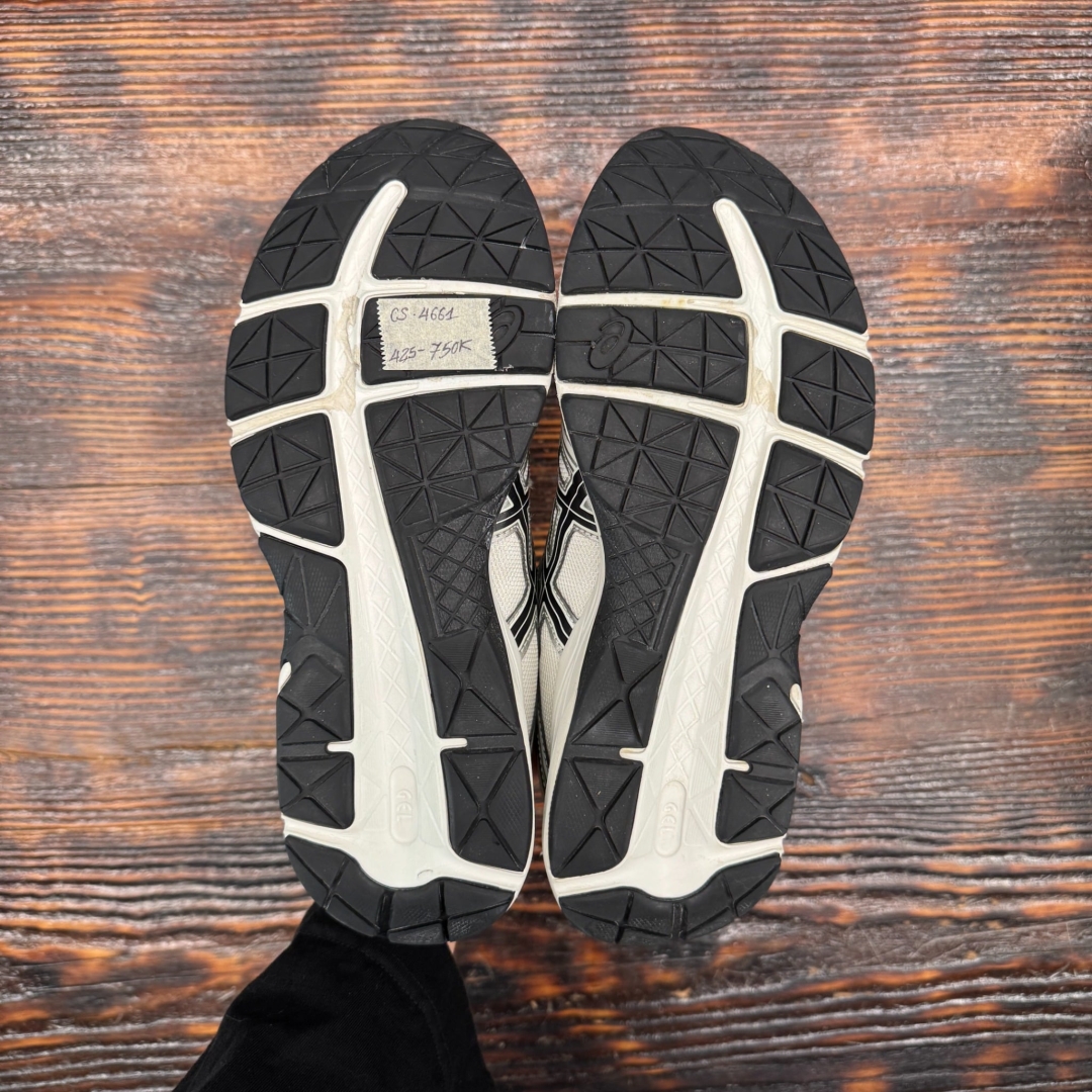 CS4661 - ASICS GEL CONTEND 4 SILVER - 42,5