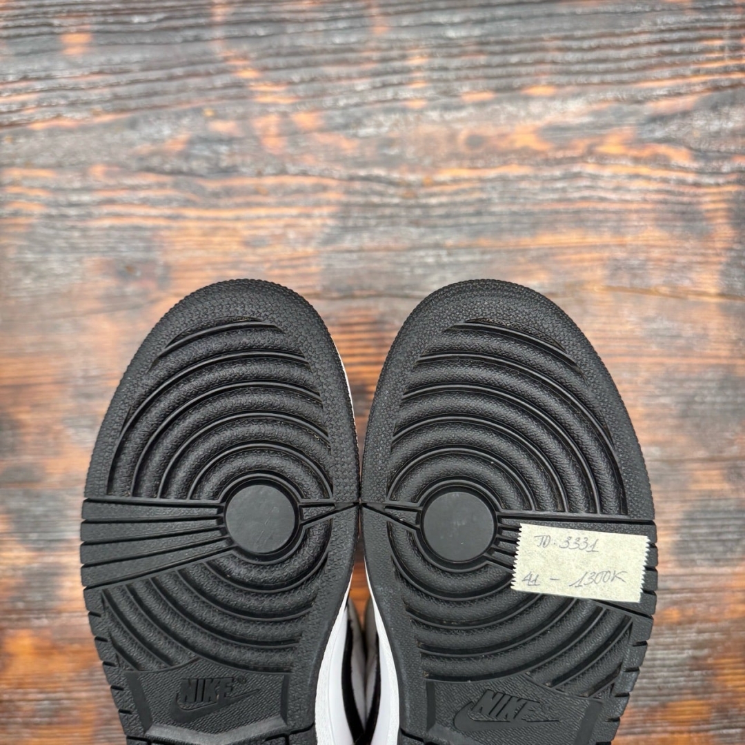 JD3331 - 1S MID UNION BLACK TOE - 41