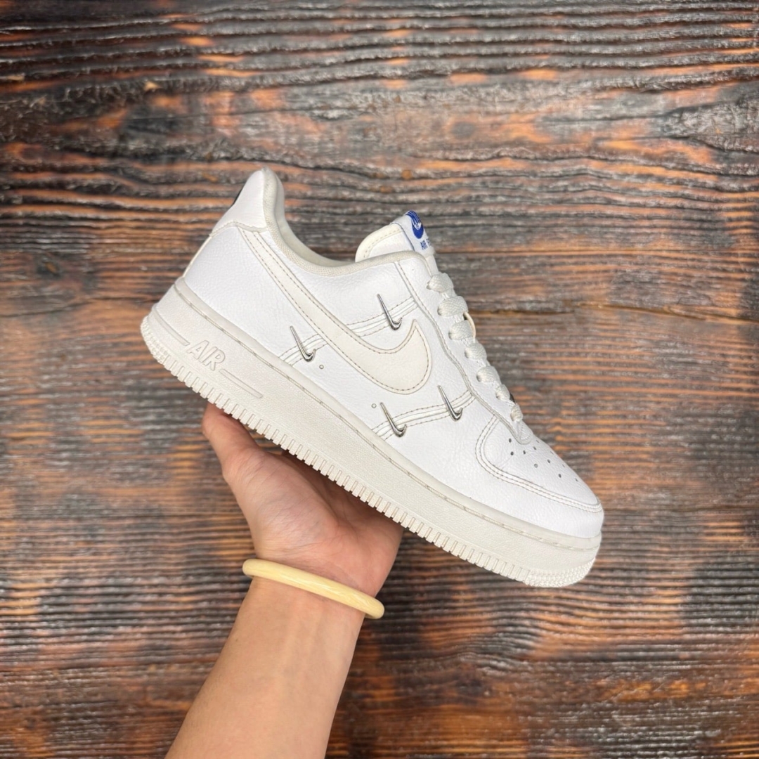 AF2824 - AF1 LOW SISTERHOOD WHITE SILVER - 37,5