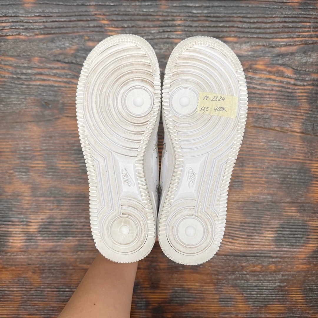 AF2824 - AF1 LOW SISTERHOOD WHITE SILVER - 37,5