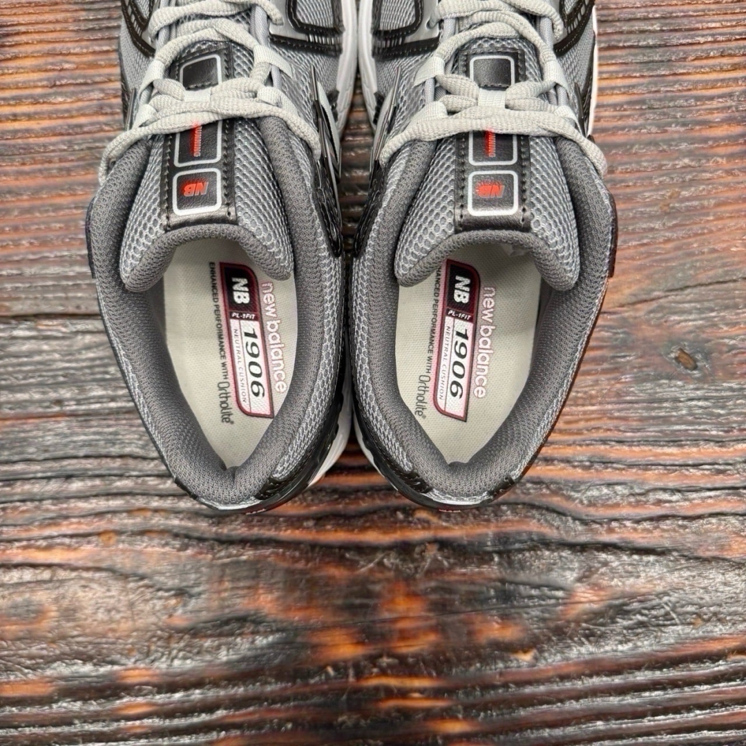 U1906RCO NEWBLANCE 1906 BLACK METALLIC URGENT RED SLATE DS FB - 41,5