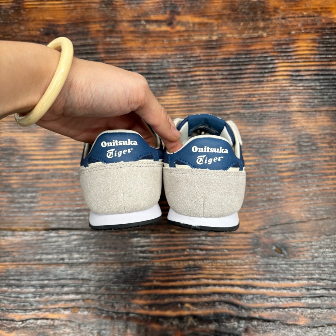 CS4740 - ONITSUKA TIGER SERRANO NAVY LN FB - 36