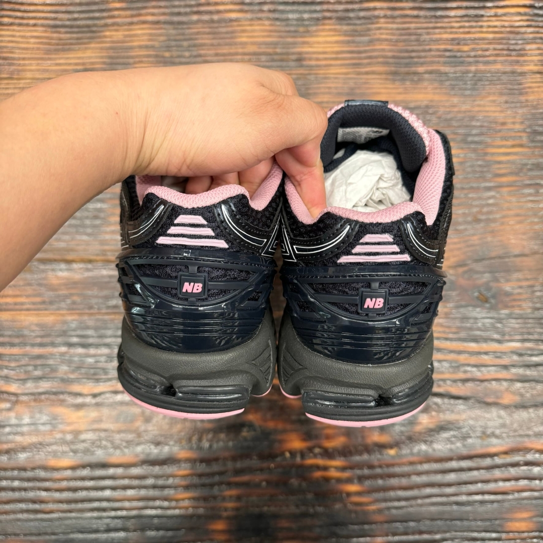 U1906RCU NEWBALANCE 1906 PINK TAFFY DS FB - 41,5