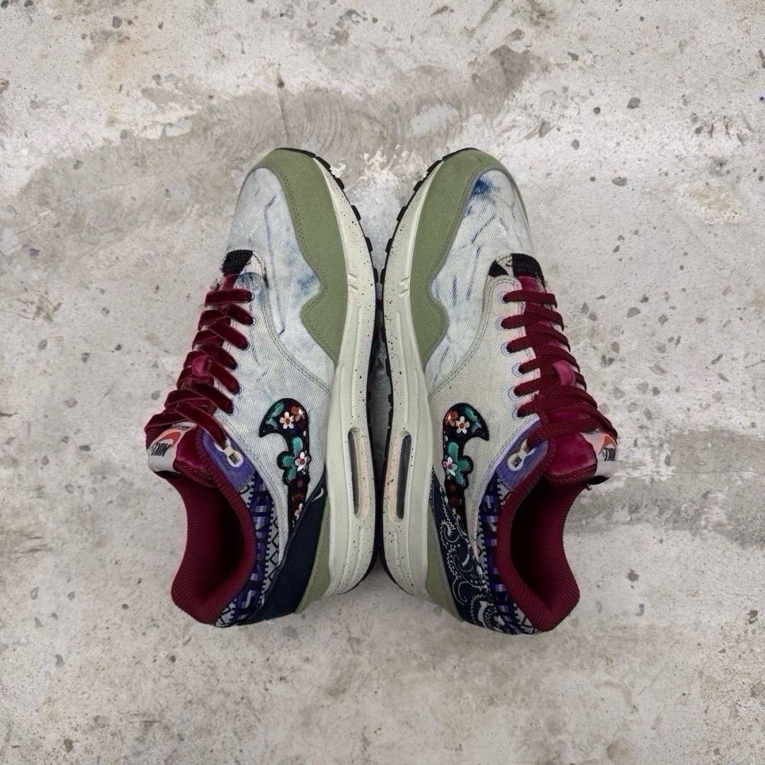 T826AM4 - NIKE AIR MAX CONCEPTS FB - 42