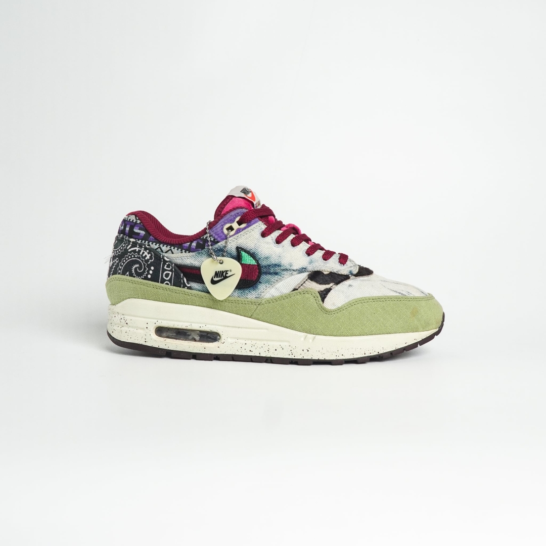 T826AM4 - NIKE AIR MAX CONCEPTS FB - 42