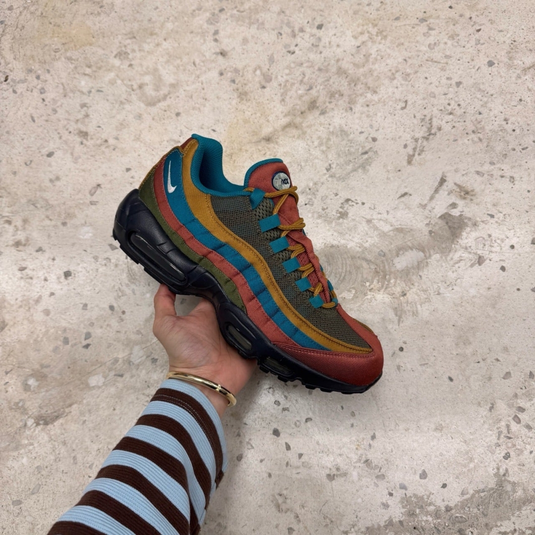 T826AM5 - NIKE AIR MAX 95 BY YOU MULTI COLOR DS FB - 42