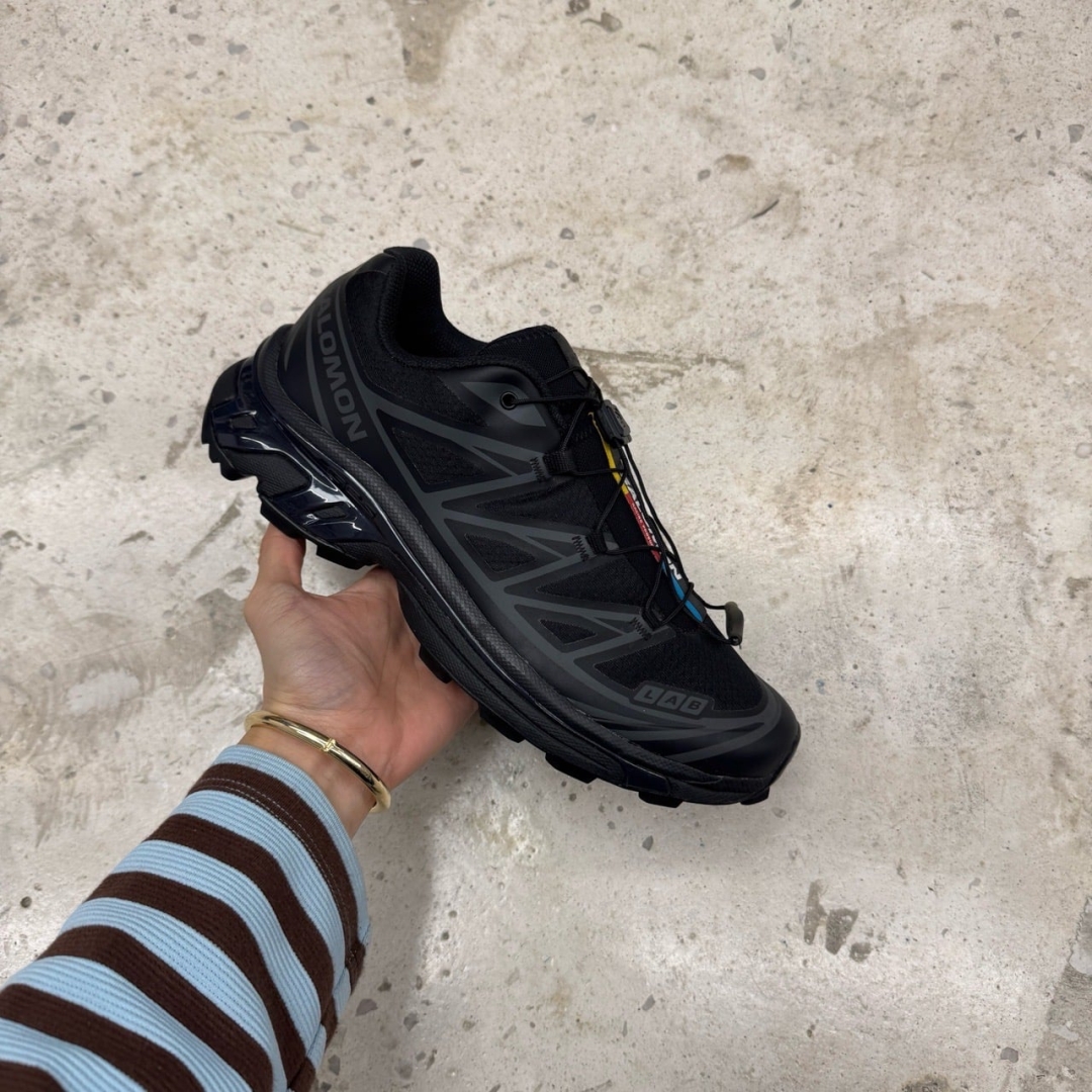 T826CS25 - SALOMON XT-6 BLACK FB - 42