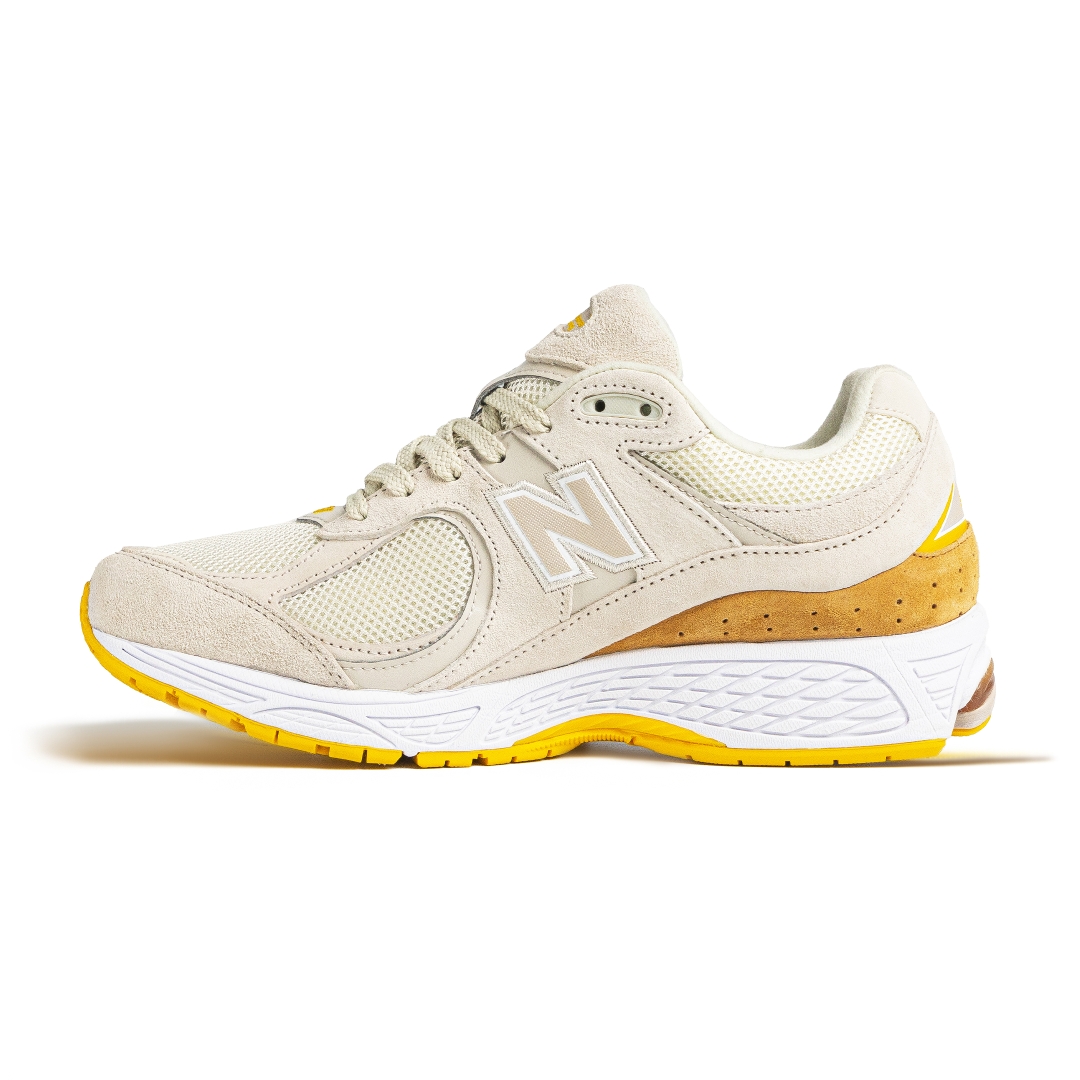 New Balance 2002r Beige Yellow M2OO2RFU