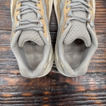 Cs177 - Yezzy 700 V2 Cream - 37