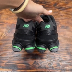 cs3928 - NBL9060 Black Green DS - 42.5
