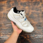 Jd2405 - Jordan 11 Legend Blue - 42