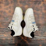 Jd2405 - Jordan 11 Legend Blue - 42