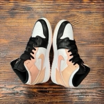 jd2951 - 1S Mid Crimson Tint Toe - 40