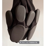 YEZZY PODS DS
