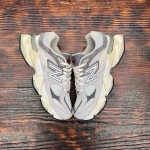 U9060GRY NEWBALANCE 9060 RAIN CLOUD GREY DS FB