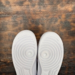 IR5599100 - AF1 LOW CARBON WHITE NAVY DS