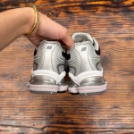 U20003OZ - NEWBALANCE 2000 SILVER METALLIC DS FB