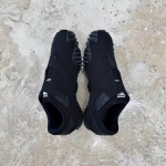 T526CS56 - PUMA MOSTRO BLACK SILVER LN FB - 40,5