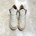 T526JD10 - JORDAN COURTSIDE 23 PALOMINO - 43