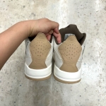 T526JD10 - JORDAN COURTSIDE 23 PALOMINO - 43