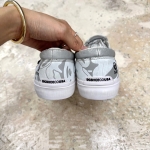 T526CS69 - AAPE X DG SLIP ON WHITE - 42.5