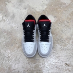 553558045 - 1S LOW NEWTRAL GREY WHITE DS FB - 41