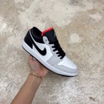 553558045 - 1S LOW NEWTRAL GREY WHITE DS FB - 41