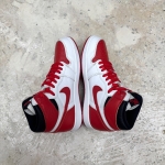 T526JD16 - JORDAN 1 HIGH HERITAGE FB - 42