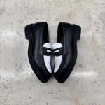 T626CS109 - THE WOLF LOAFER BLACK WHITE - 40