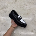 T626CS109 - THE WOLF LOAFER BLACK WHITE - 40