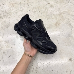 U200078C - NEWBALANCE 2000 BLACK METALLIC DS FB
