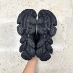 U200078C - NEWBALANCE 2000 BLACK METALLIC DS FB