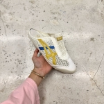T726CS77 - ONITSUKA TIGER SABOT YELLOW - 42,5