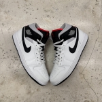T726JD32 - 1S MID WHITE NEUTRAL GREY DS FB - 44,5