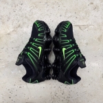 T726CS120 - NIKE SHOX TL BLACK GREEN STRIKE DS FB - 42