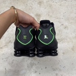 T726CS120 - NIKE SHOX TL BLACK GREEN STRIKE DS FB - 42