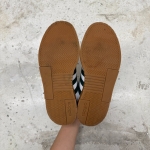T826CS1 - ADIDAS GRADAS WHITE GREEN GUM - 40
