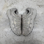 T826CS12 - NIKE P-6000 LIGHT OREWOOD - 44