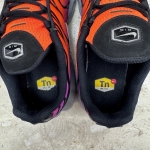 T826AM3 - NIKE AIR MAX PLUS DESERT SUNSET FB - 44,5