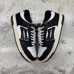 T826CS21 - AMIRI SKEL TOP LOW BLACK WHITE FB - 42