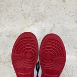 T826JD9 - 1S LOW OG CHICAGO DS FB - 42