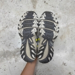 T826CS33 - ASICS KAHANA TR V2 SILVER - 41,5