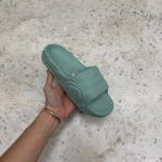 T826CS34 - ADILETTE 22 HAZY GREEN DS - 38