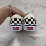 T826CS35 - VANS SLIP ON CARO LN - 42